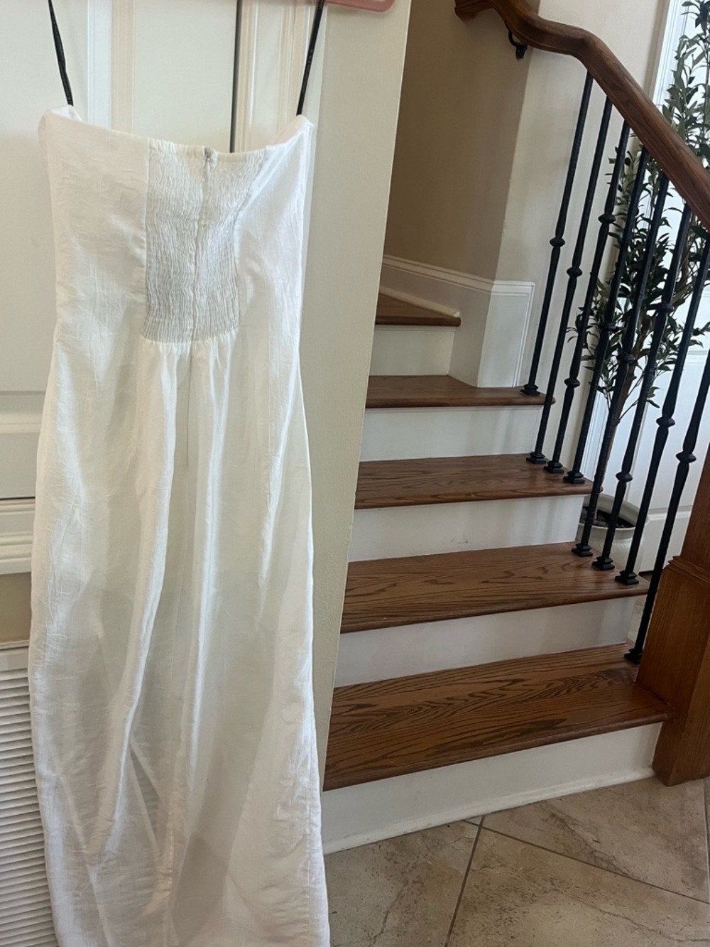 NWT Vix Off White Strapless Pleated Midi Dress
Size S Originally $368 - Picture 9 of 16
